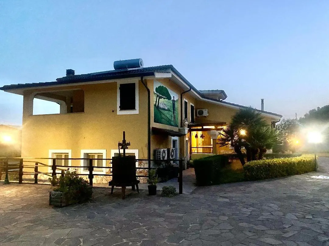 Villa Pedrosu Casa Linari Farm stay